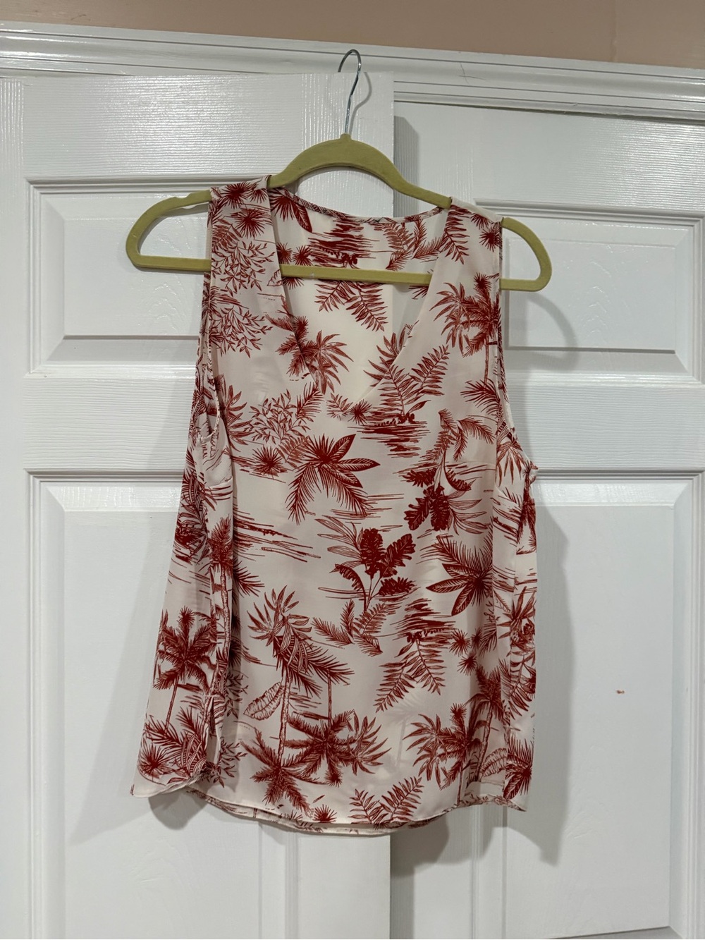 Red and White Tropical Leaf Print Blouse